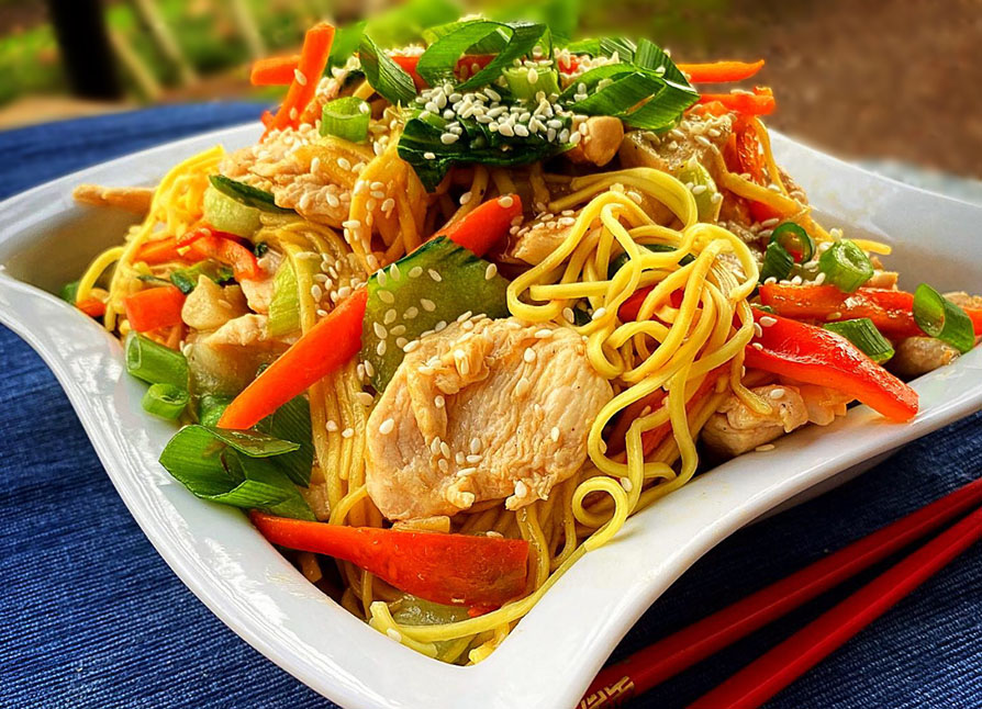 Chicken Lo Mein